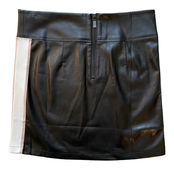 David Lerner Revolve Side Stripe Black Faux Leather Mini Skirt Size Small NWT - Picture 3 of 5